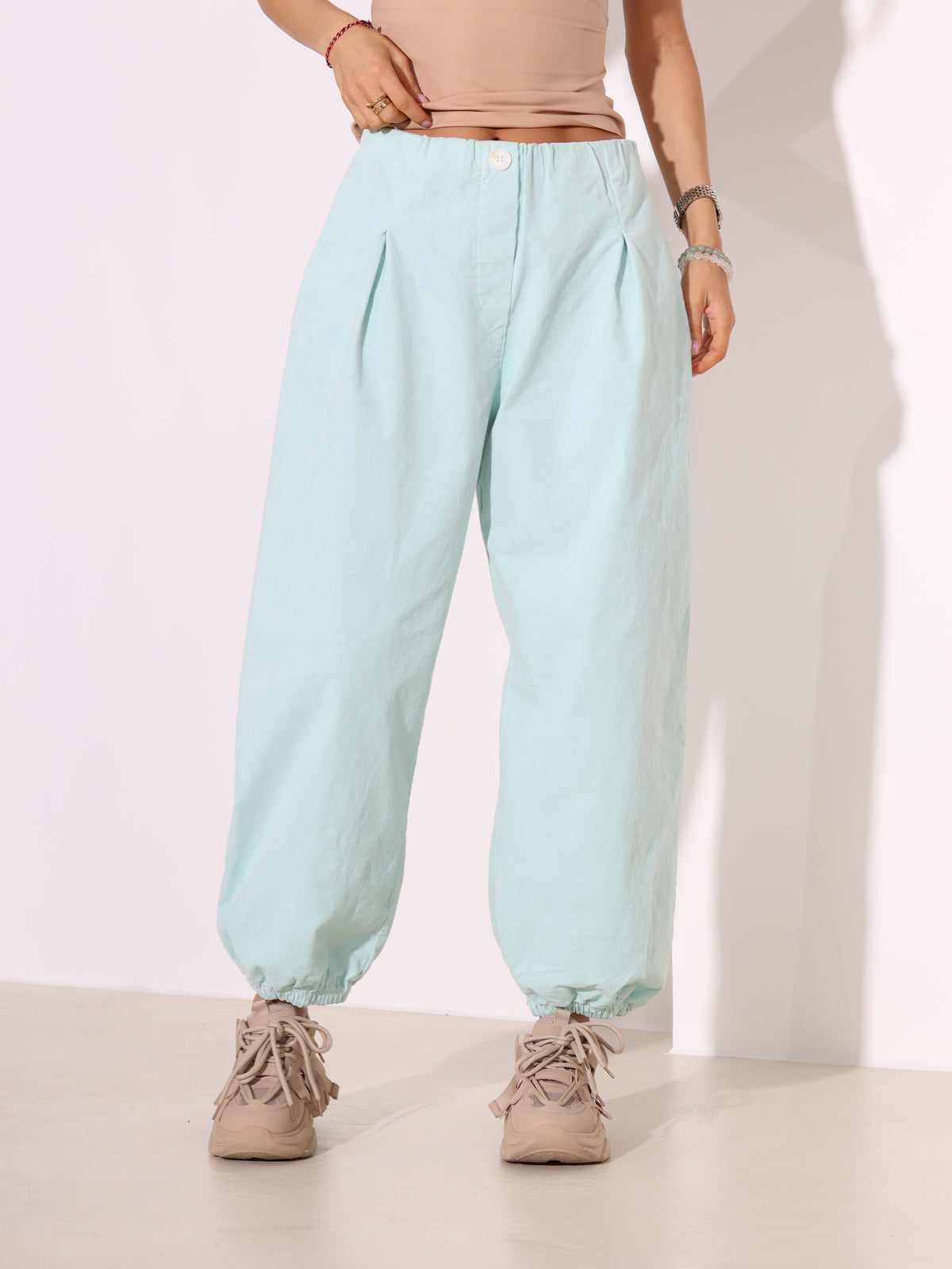 Mint tonī velveta bikses 'jogger' stilā - 18658