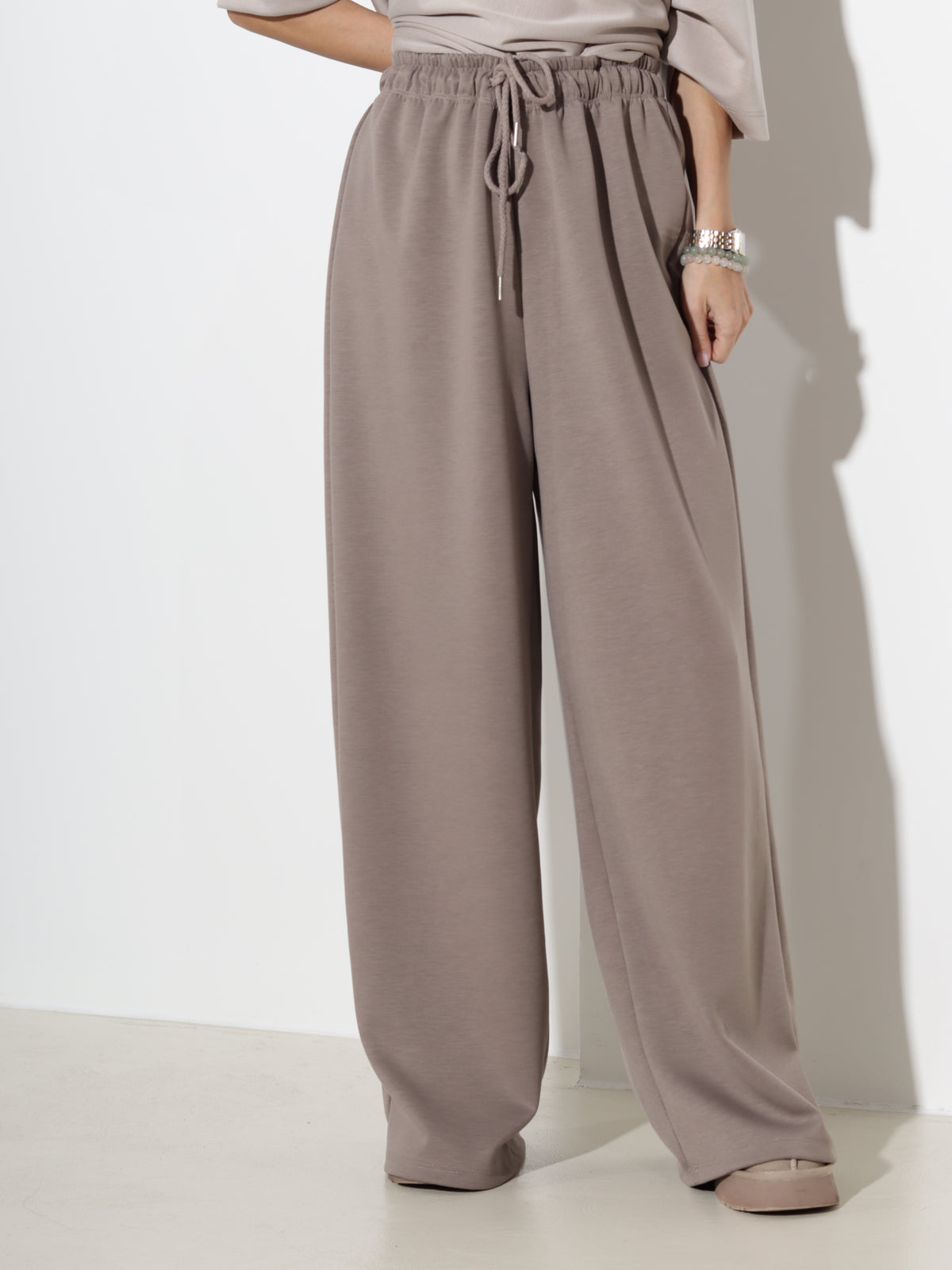 Taupe brīvā stila bikses, viskozes auduma - 21150