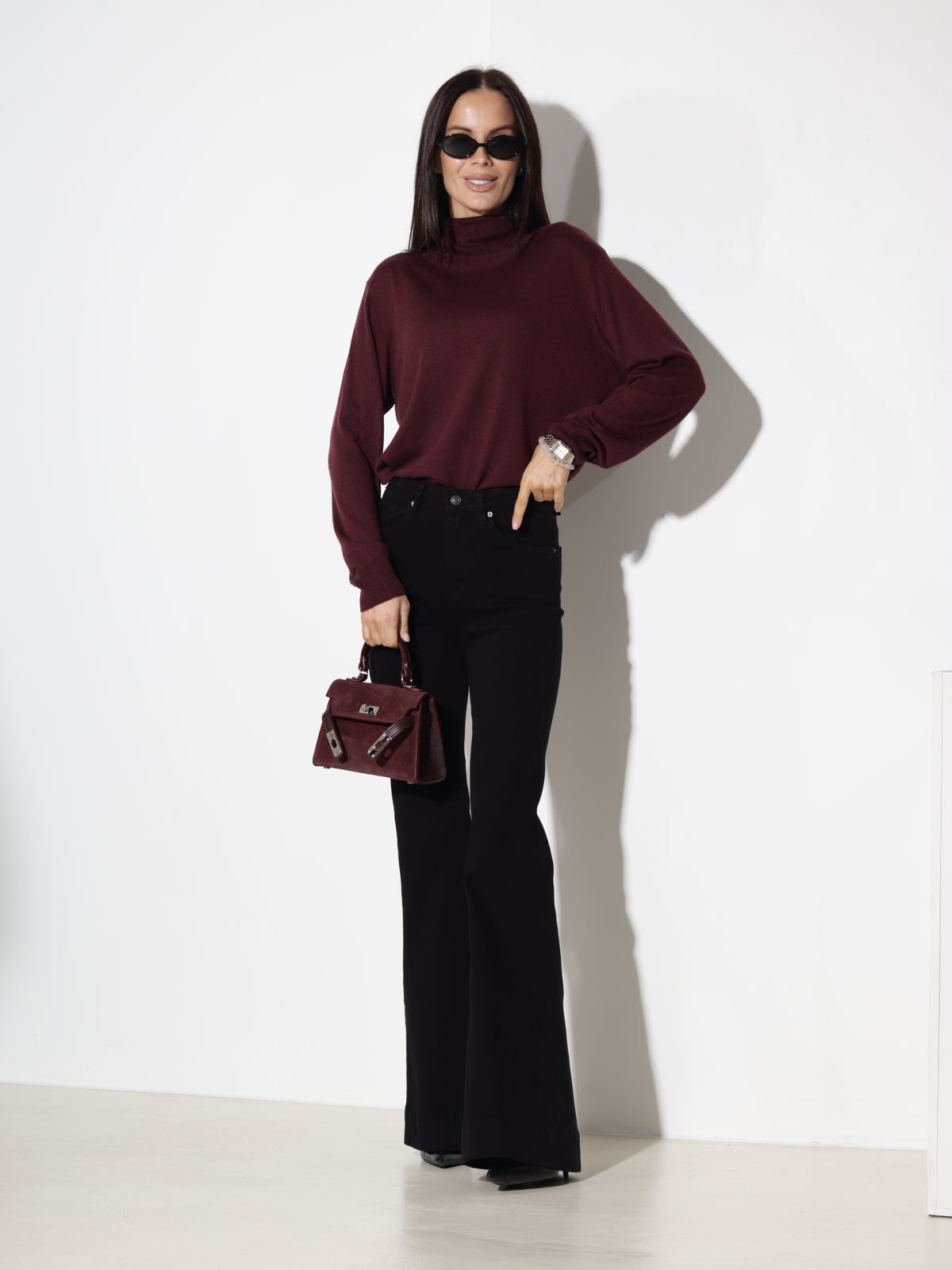 Bordo tops ar augstu apkakli, sastāvā kašmirs - 21468