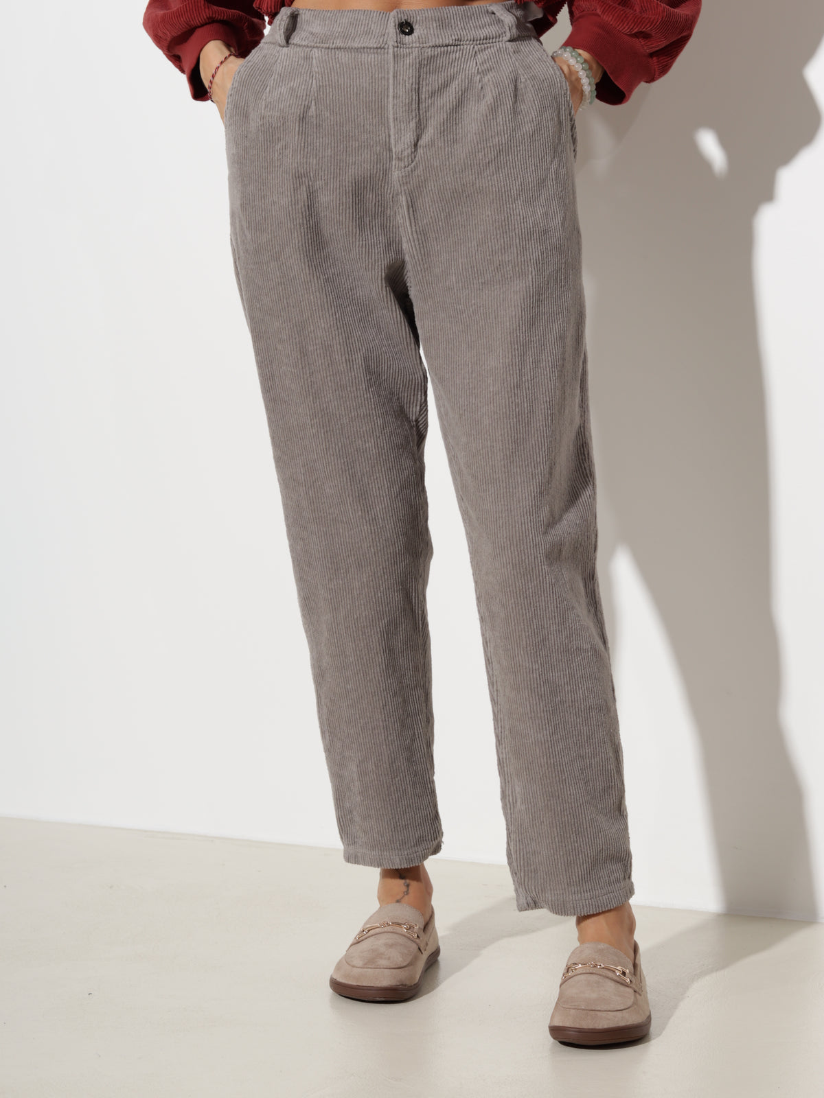 Taupe velveta "Mom fit" tipa bikses- 20614