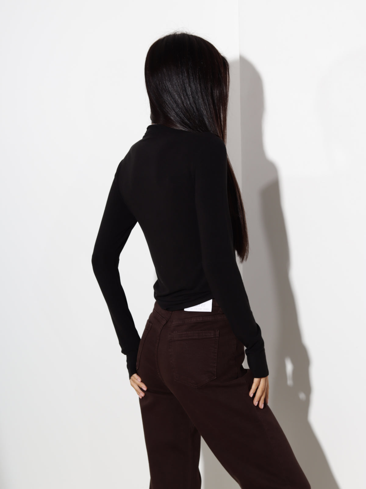 Melns, plāns tops, mini apkaklīte - 21355