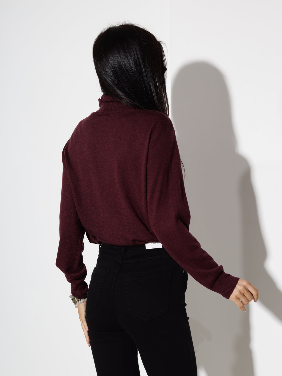 Bordo tops ar augstu apkakli, sastāvā kašmirs - 21468